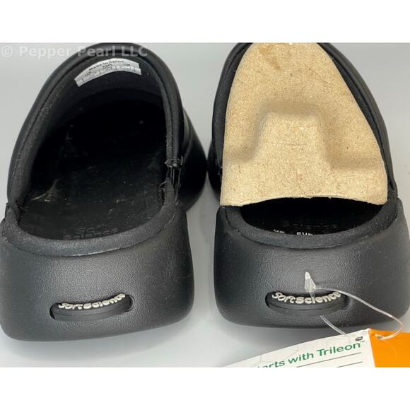 Women's Size 5 Black Comfort Clog Mule Slip Water Resistant Soft Science Juniors - Picture 8 of 11